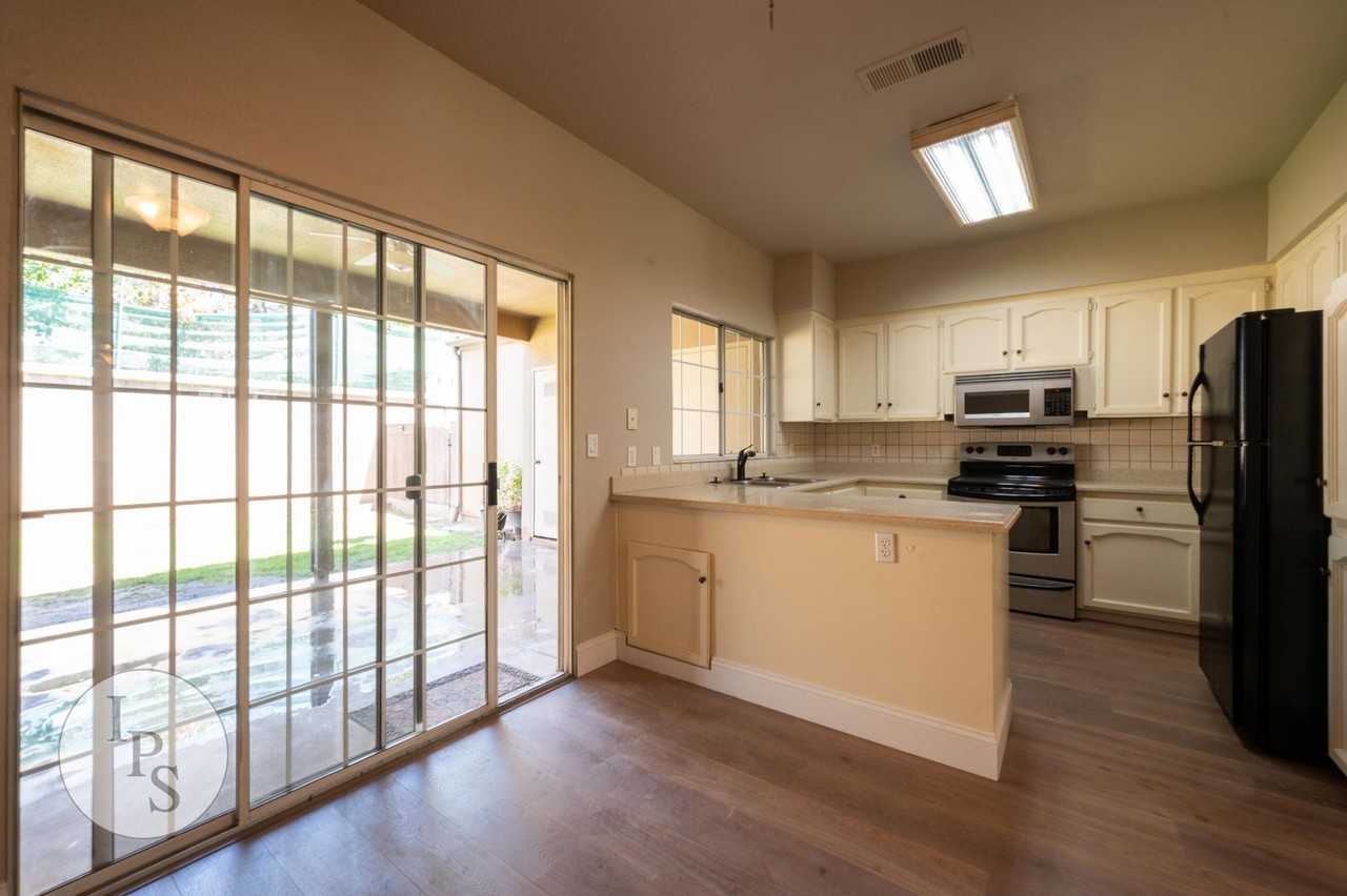 8153 N Cedar Ave #126 - Photo 7 of 24