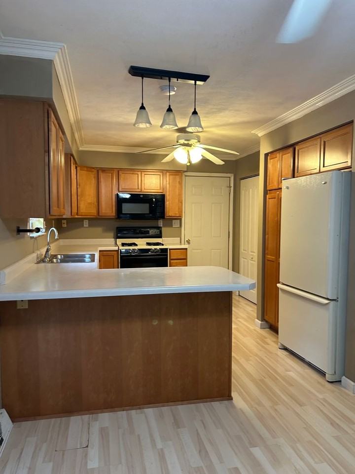 10 Tanbark Dr - Photo 3 of 12
