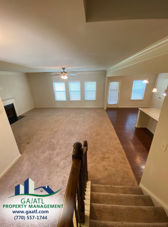 600 Country Ridge Dr - Photo 4 of 16