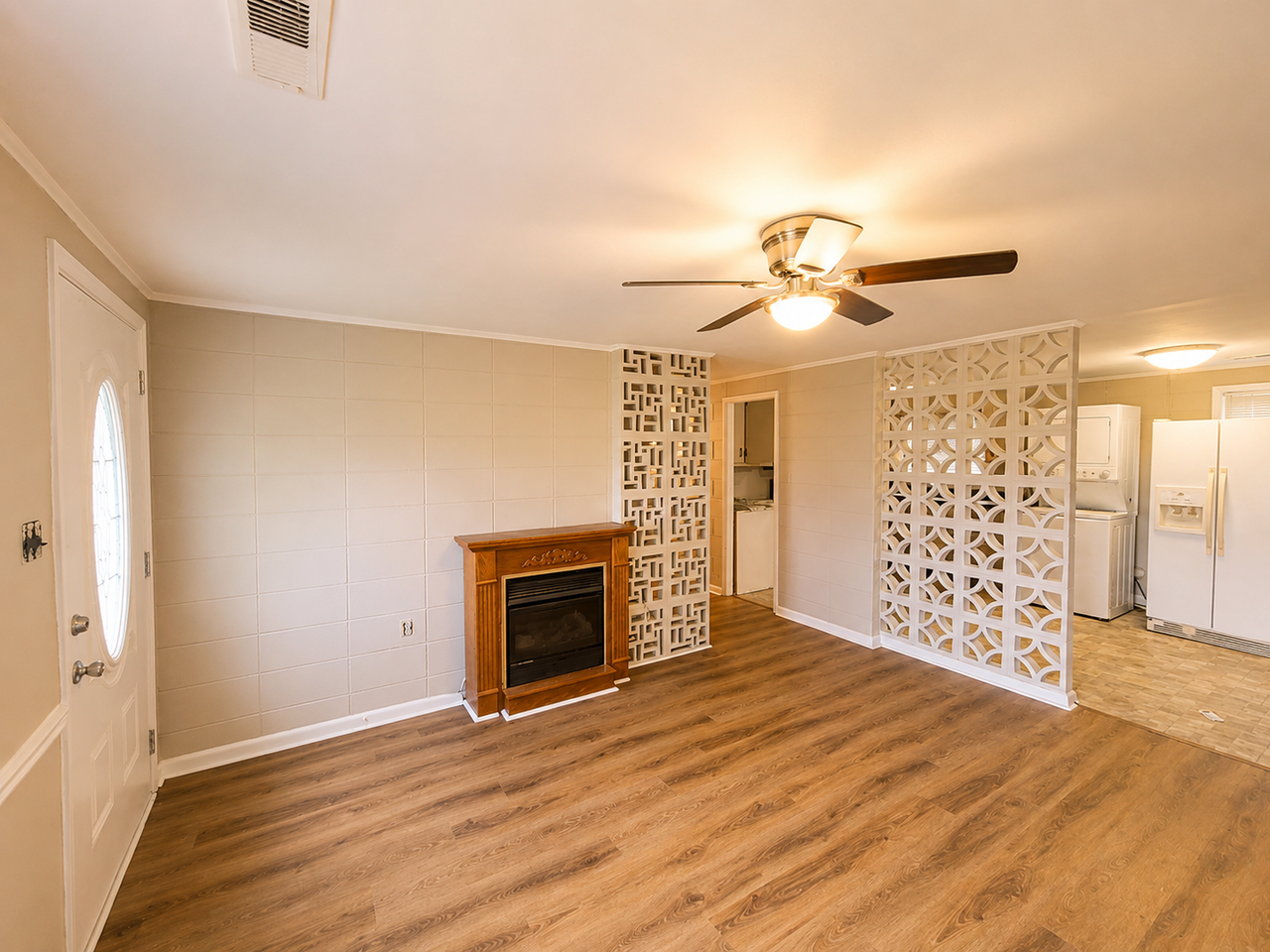 6228 Watkins Rd - Photo 3 of 18