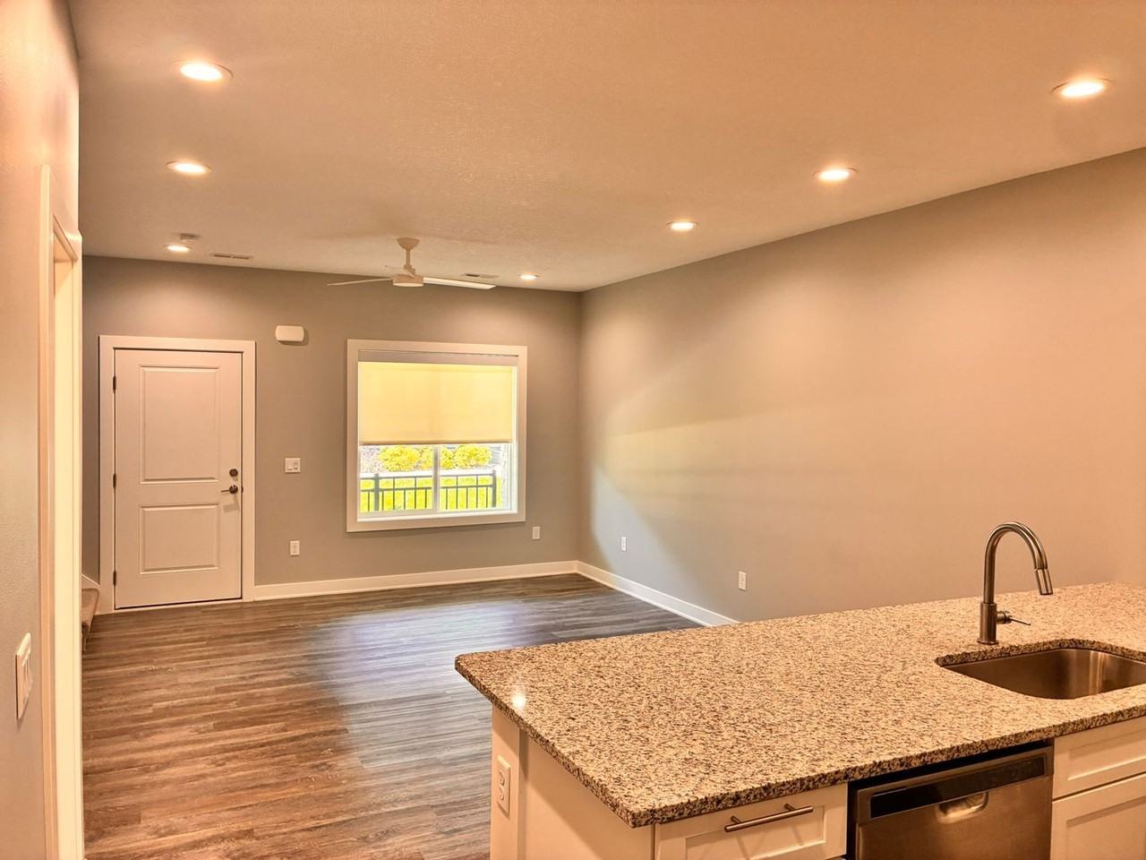 2308 Se Chayse Ln - Photo 6 of 40