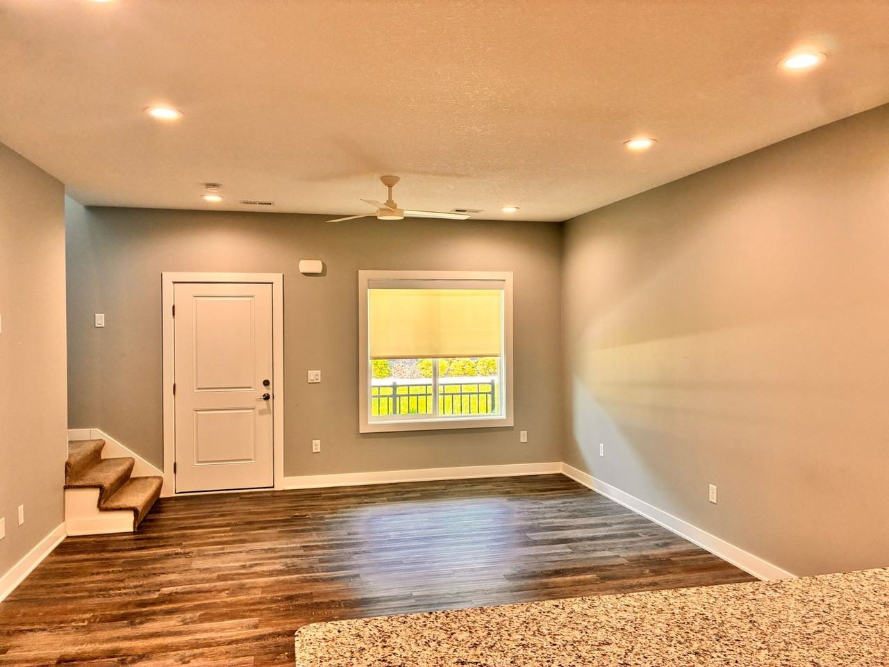 2308 Se Chayse Ln - Photo 7 of 40