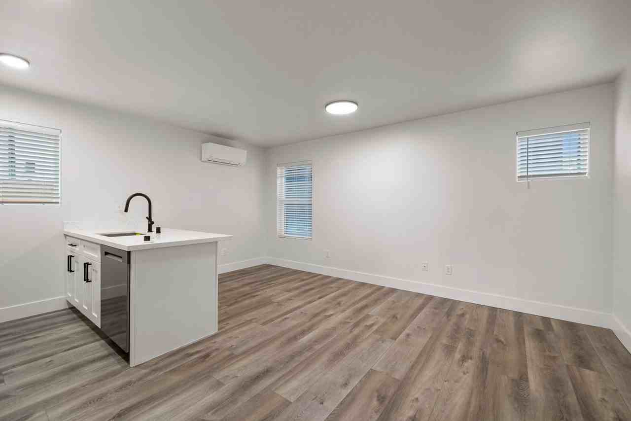 1129 Fawcett Ave #C - Photo 6 of 14