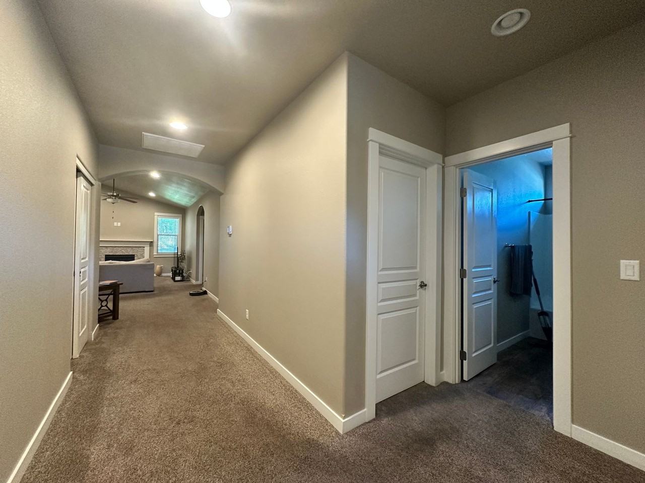 2261 Bloom Ln Nw - Photo 3 of 16