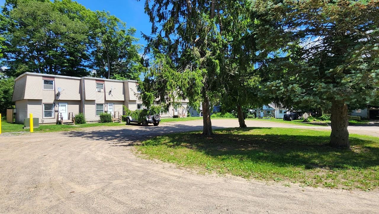 39 Medbury Avenue - Photo 2 of 4
