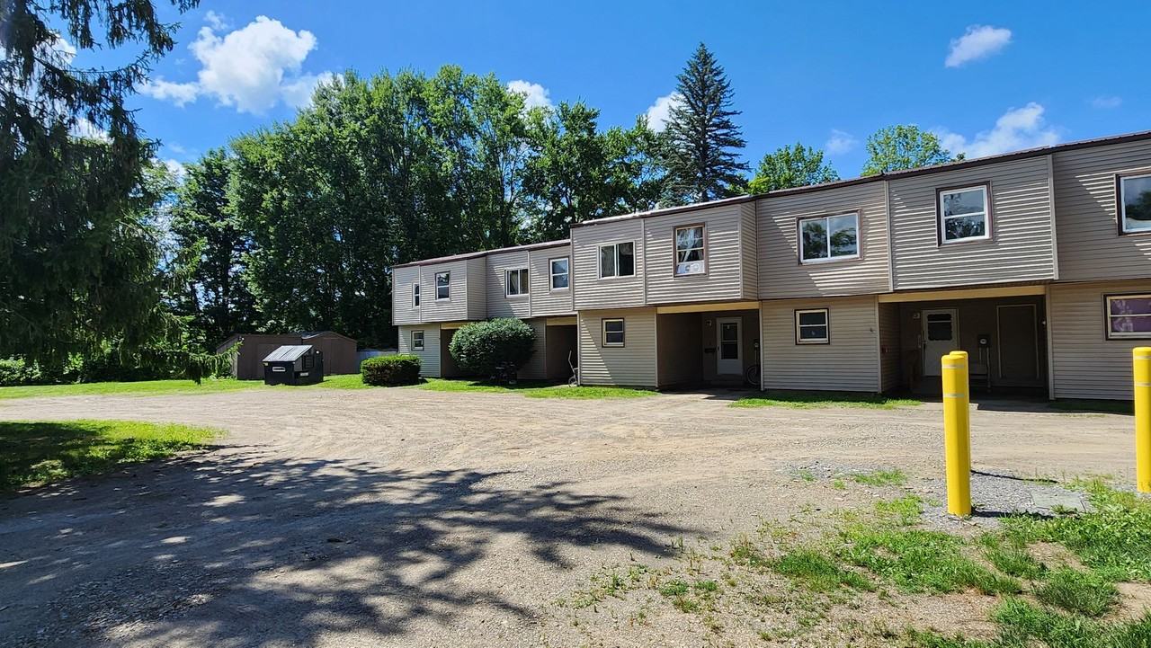 39 Medbury Avenue - Photo 3 of 4