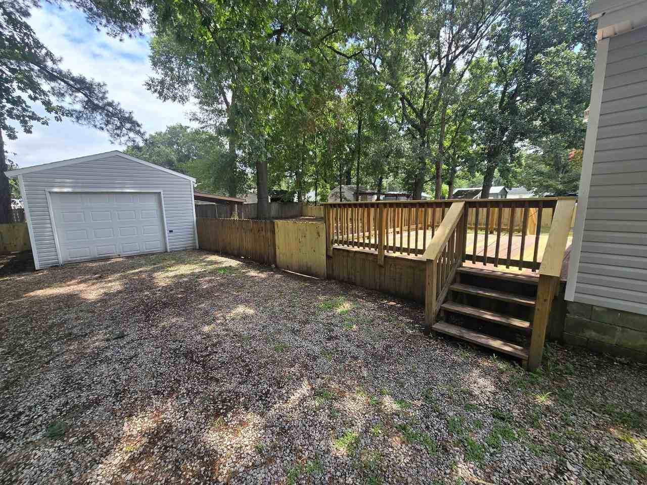 14109 Central Ave - Photo 4 of 9