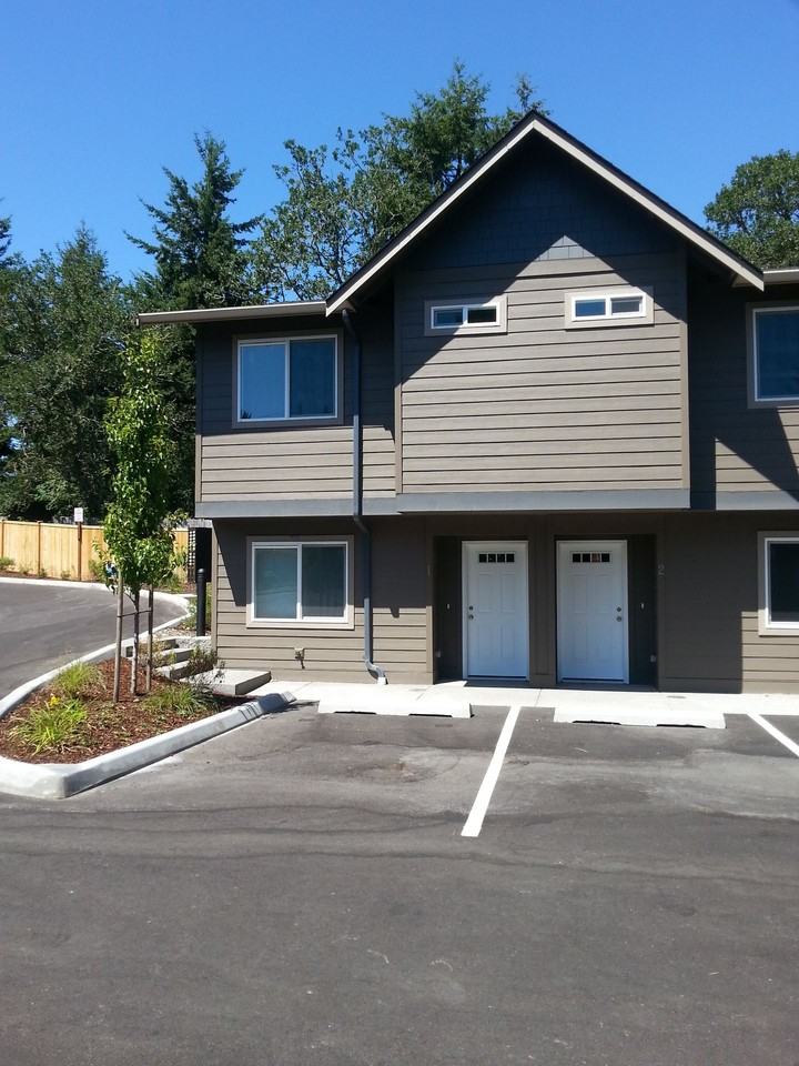 Lawndale Townhomes - Photo 7 of 7