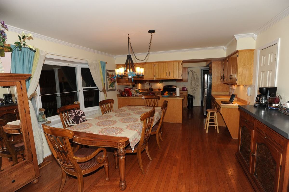 2788 Pinewood Dr - Photo 6 of 22