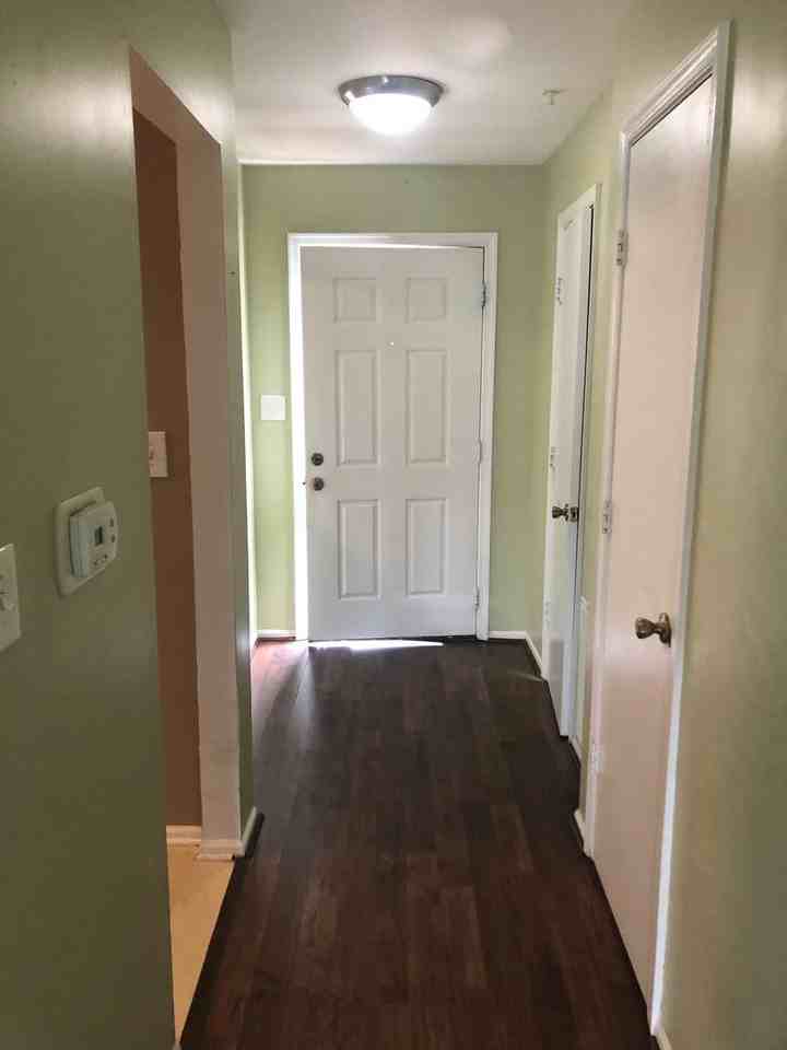 20073 Dunstable Cir - Photo 2 of 16