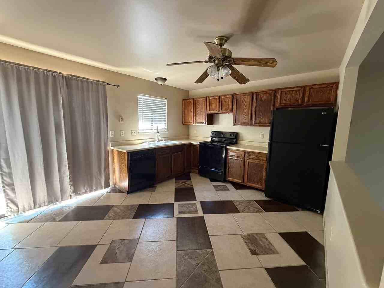 733 Alexander Rd #C - Photo 2 of 10