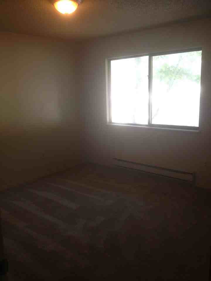 733 Alexander Rd #C - Photo 3 of 10