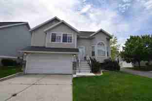 572 E Thatcher Way - Photo 1 of 1