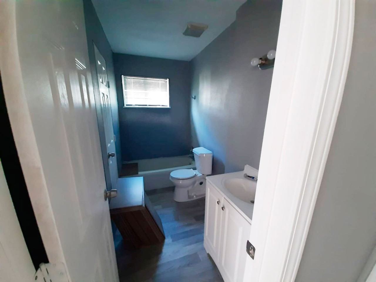 3662 Hemlock Ln - Photo 3 of 6