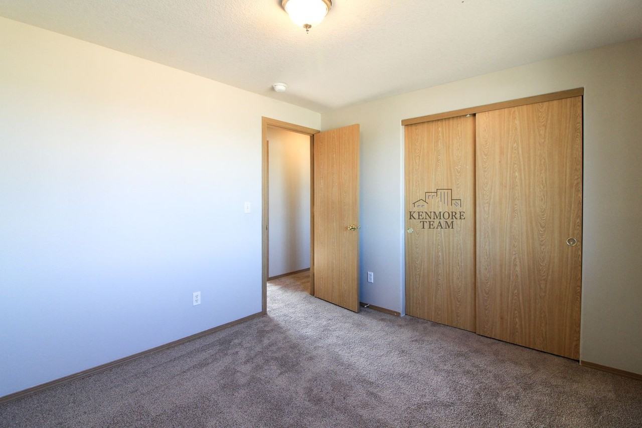 8703 Stutz Dr - Photo 6 of 9
