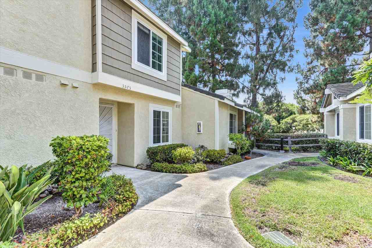 3575 Caminito Carmel Lndg - Photo 3 of 38