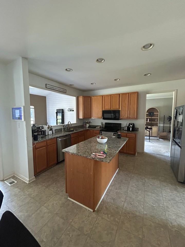 108 Ivory Glen Ct - Photo 7 of 17