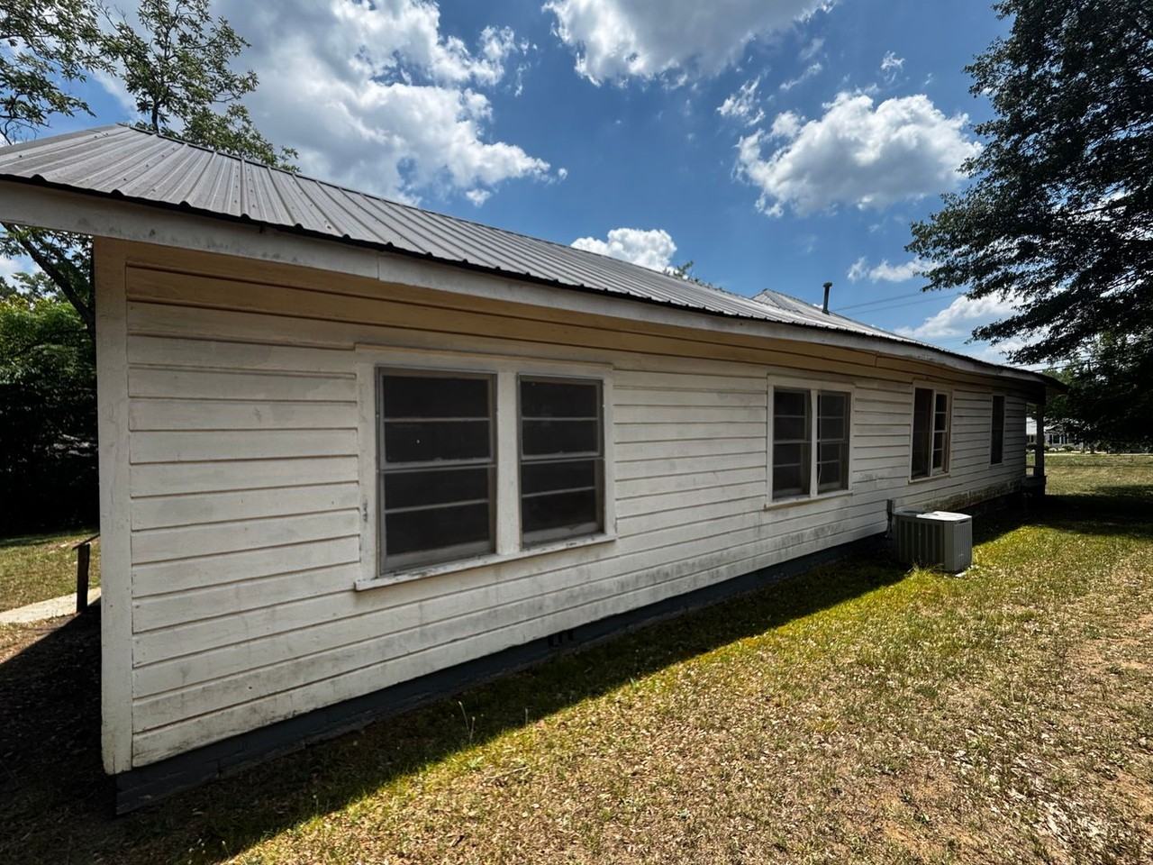 833 Kings Rd - Photo 6 of 47