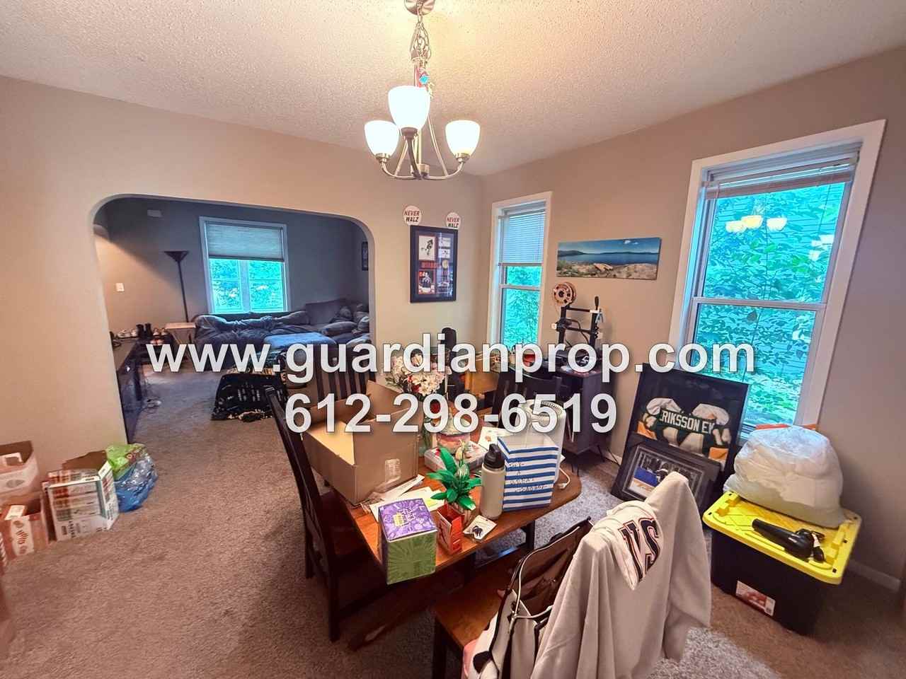 1716 Hewitt Ave - Photo 6 of 15