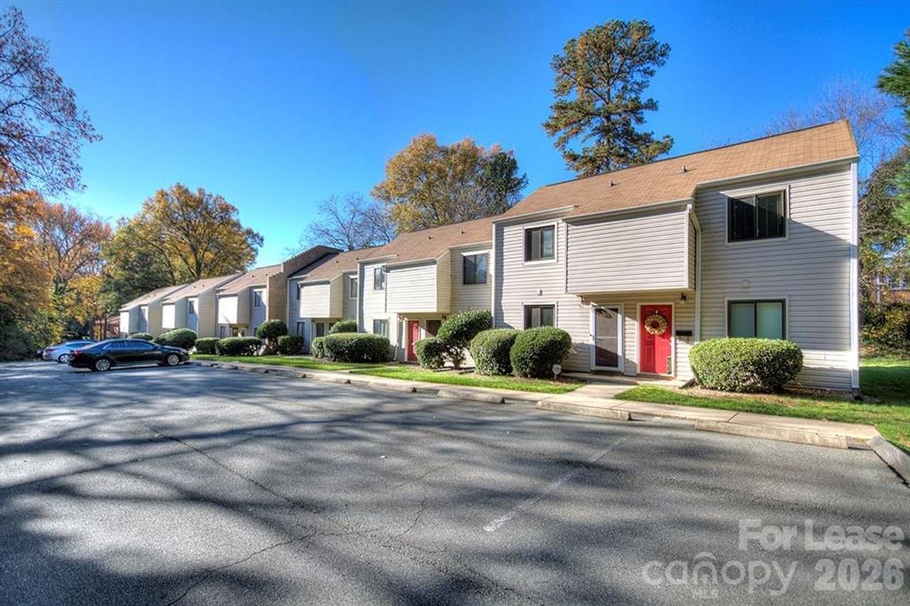 951 Hollywood St #K - Photo 3 of 18