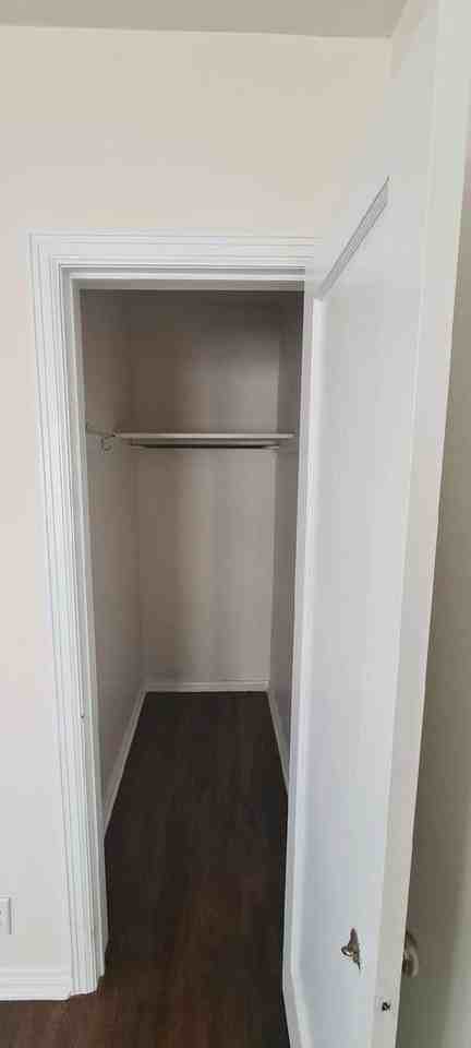 1105 W 14th St N - Photo 5 of 30