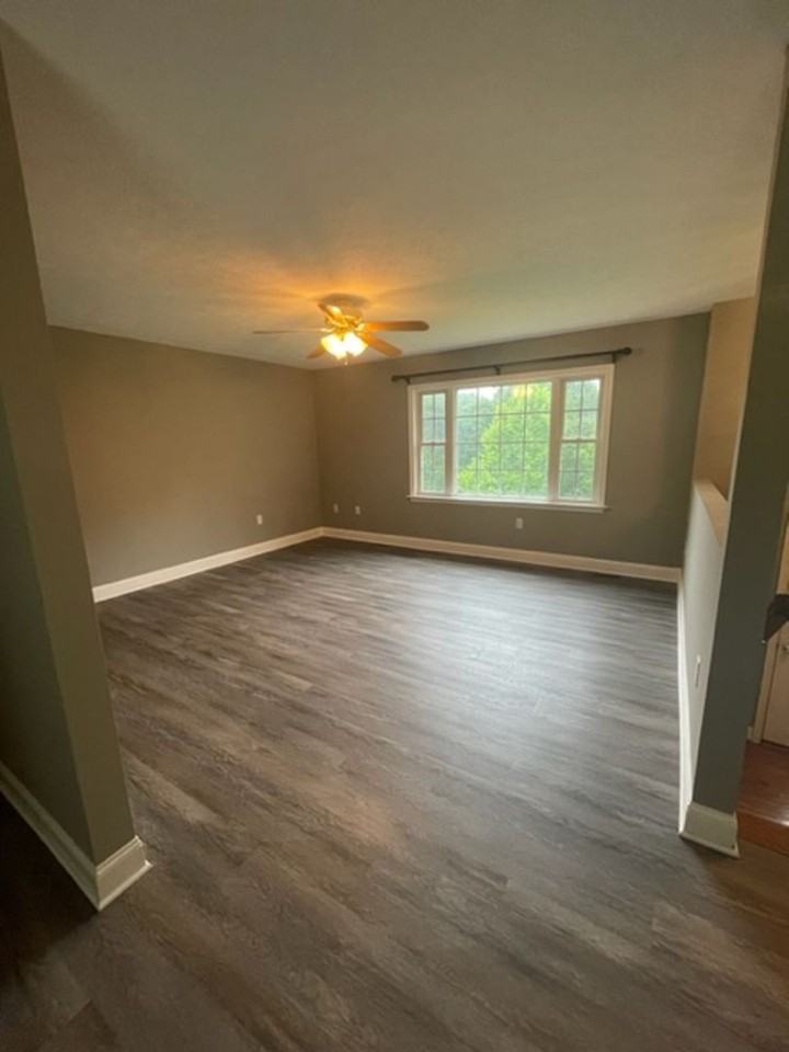 1125 Rock Haven Rd - Photo 3 of 23