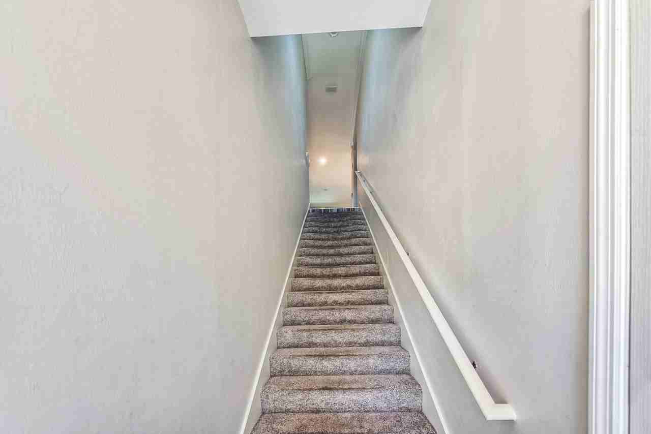 6960 Avalon Cir #807 - Photo 4 of 26