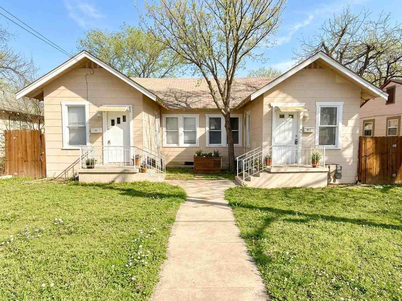 409 Canton - Photo 2 of 24
