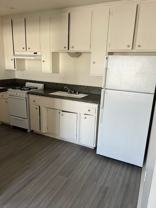 1037 W 92nd St #7 - Photo 1 of 1
