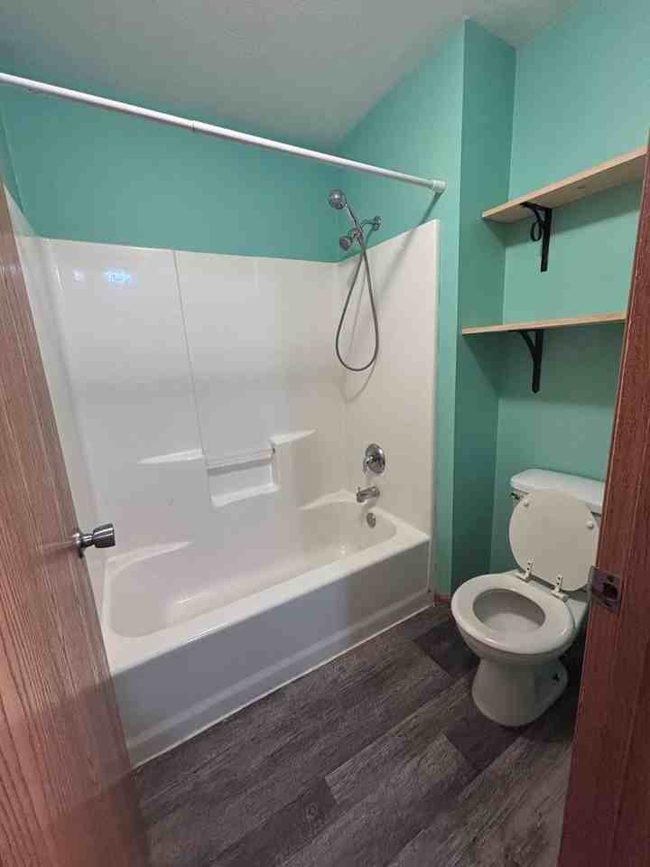 2829 N Broadway - Photo 6 of 11