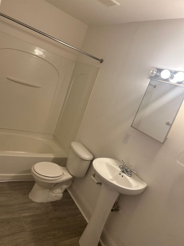 CLIFFS APARTMENT HOLDINGS LLC - Photo 6 of 12