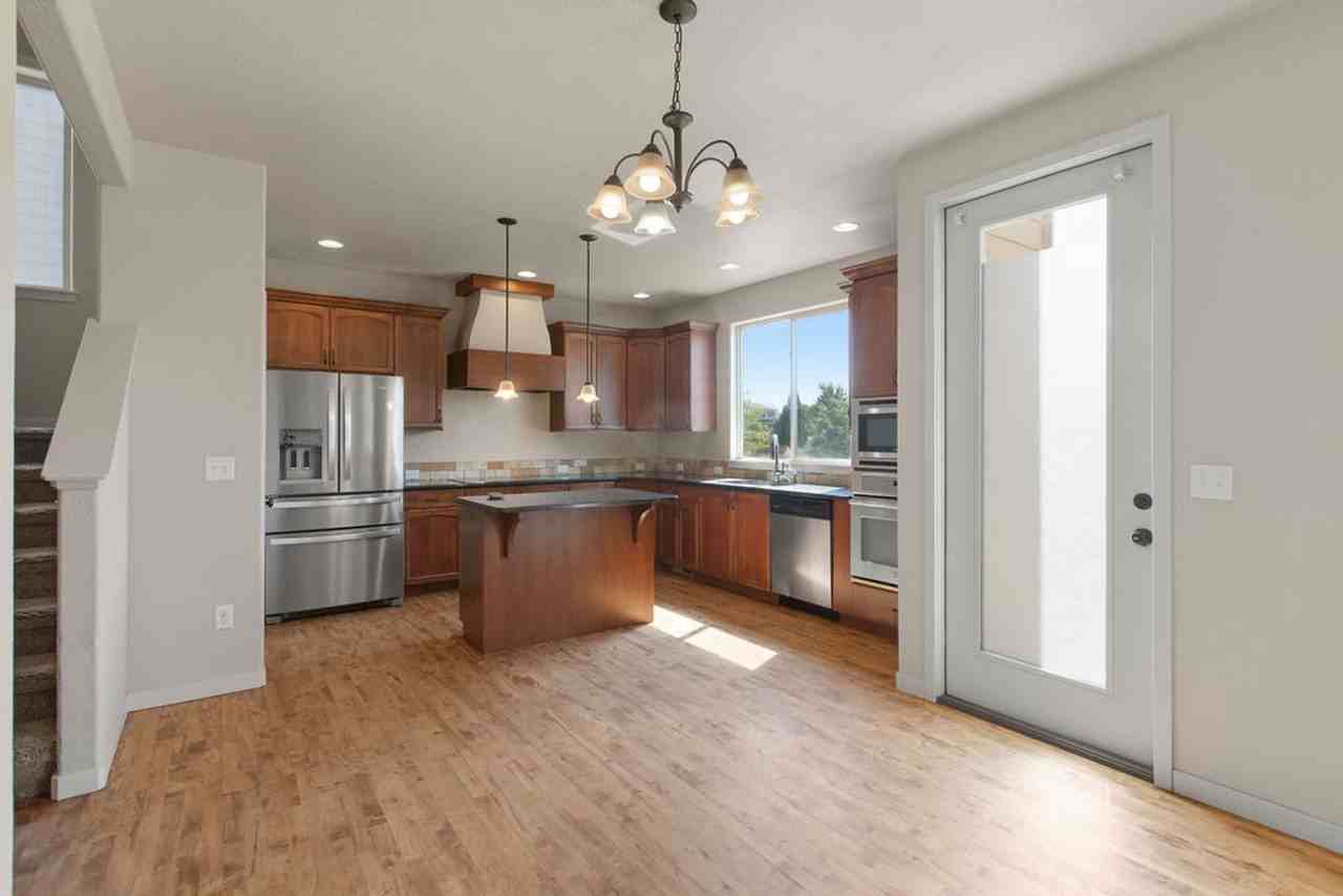 4406 Cypress St - Photo 7 of 23