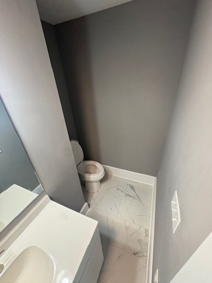 115A N College St - Photo 7 of 11