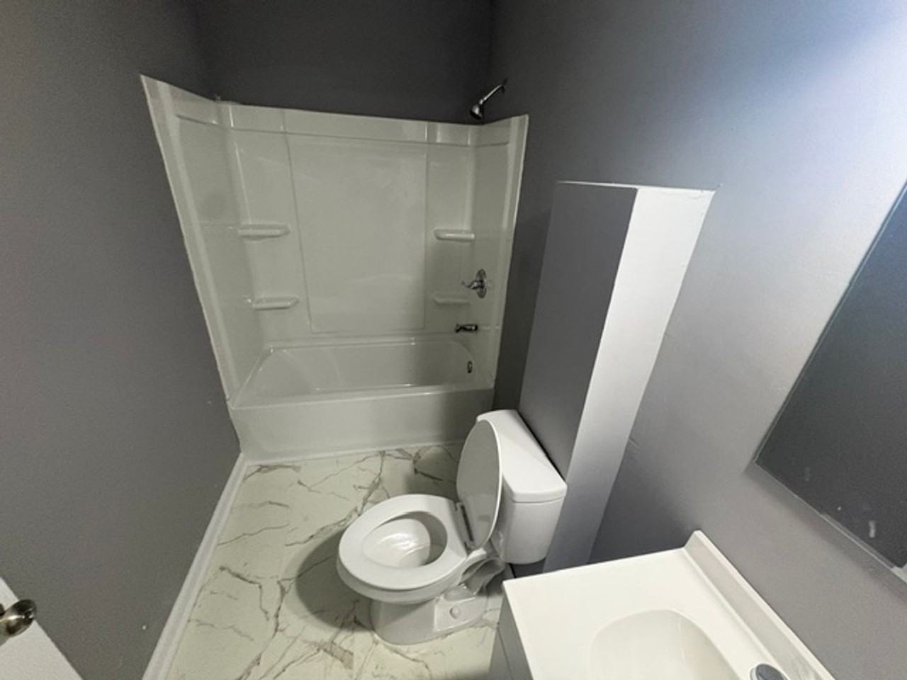 115B N College St - Photo 6 of 7