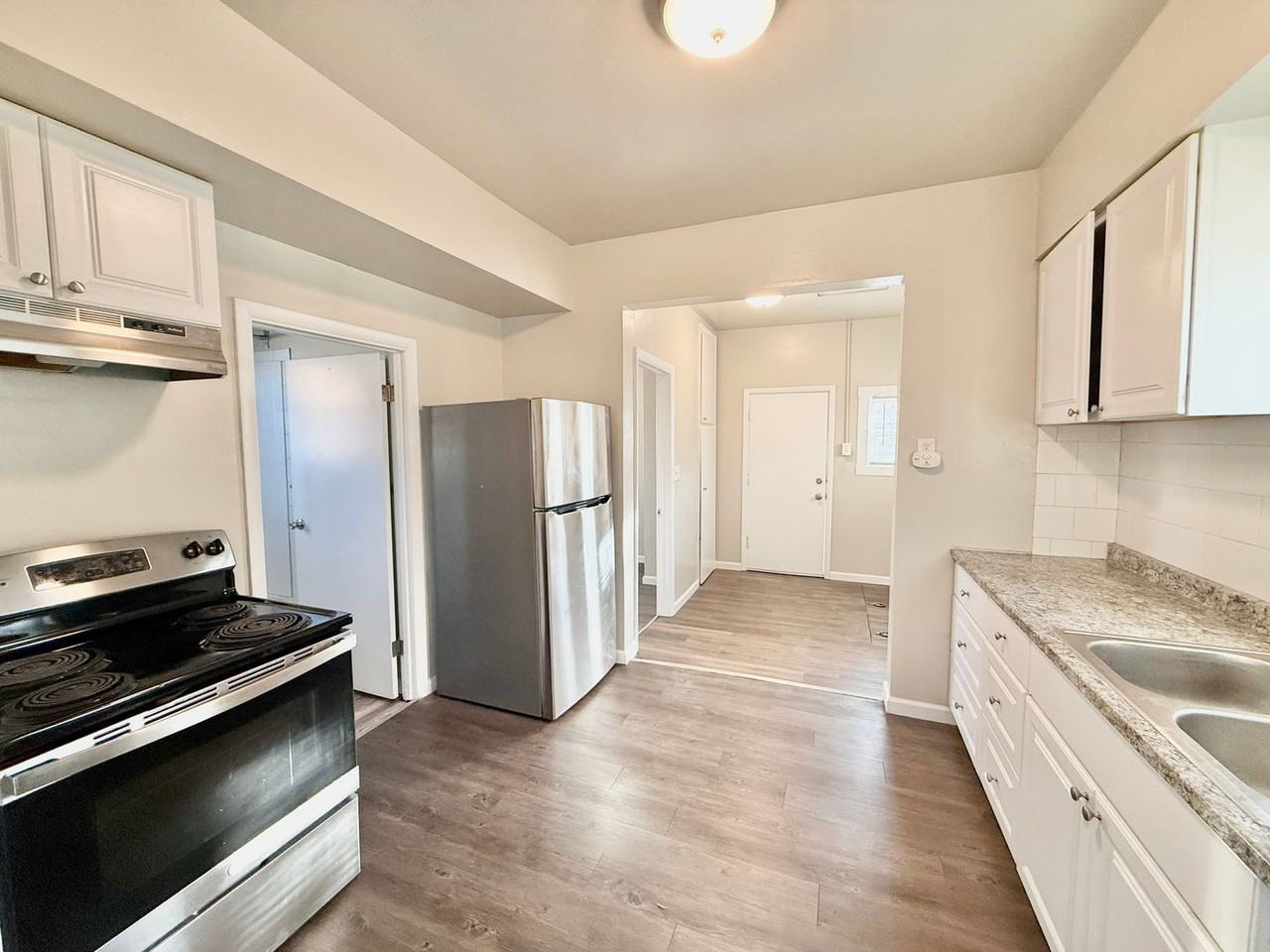 1036 S Santa Fe Ave - Photo 5 of 18
