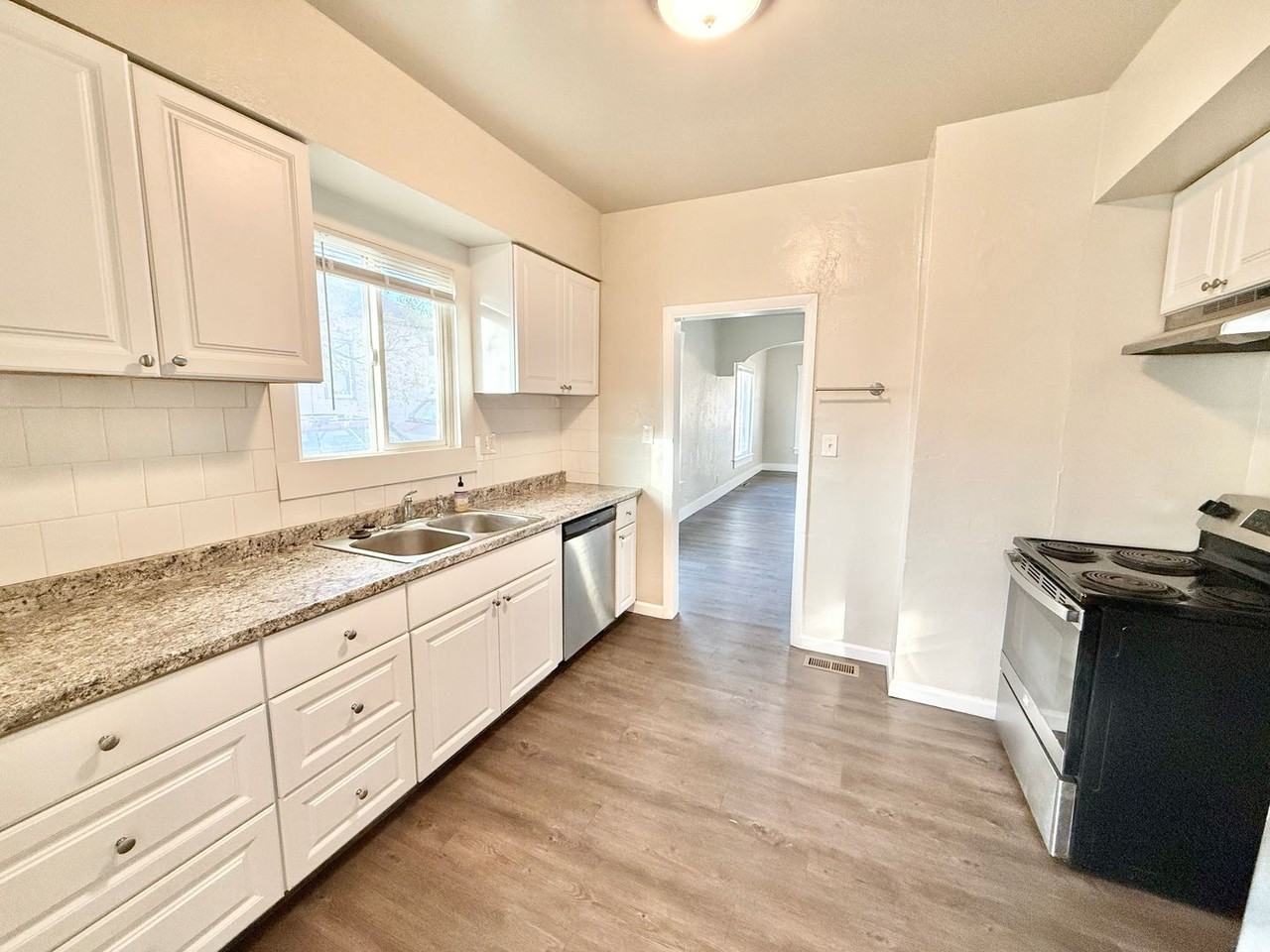 1036 S Santa Fe Ave - Photo 6 of 18