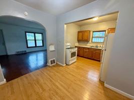 featured image of 515 W Strowbridge St