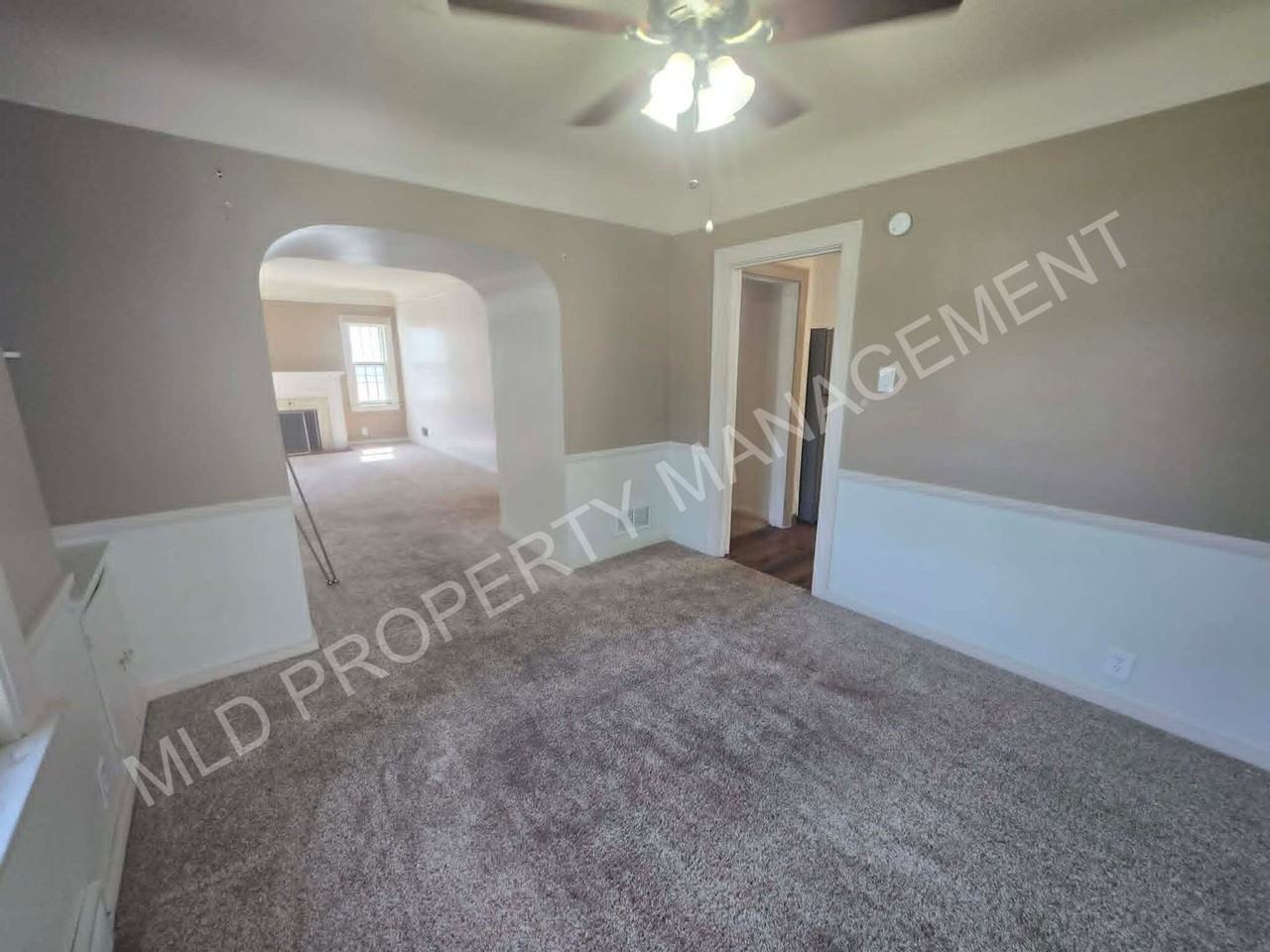 2821 Congress Ave - Photo 5 of 14
