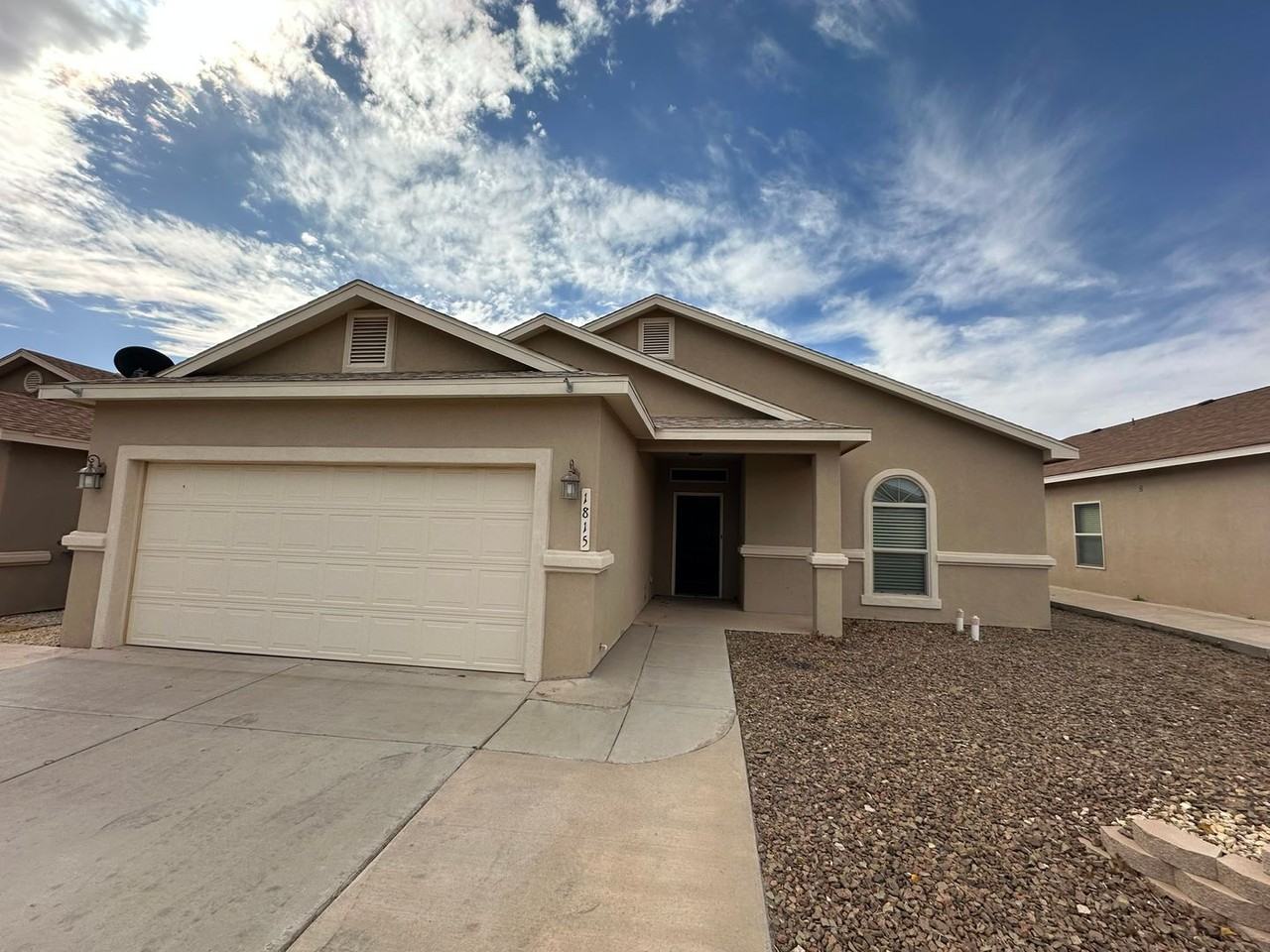 1815 Amber Dr