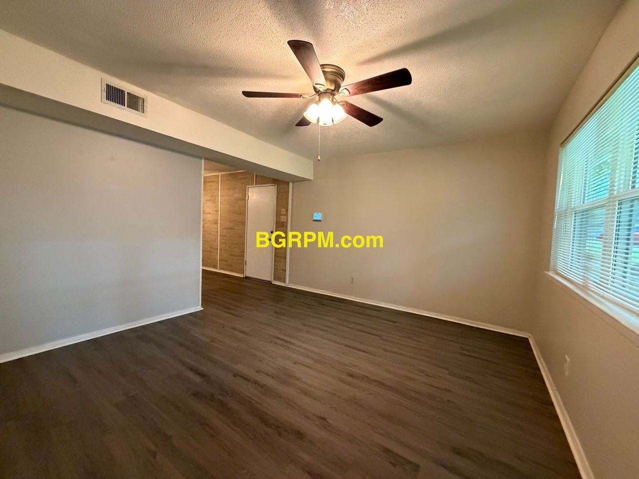 616 Lehman Dr - Photo 2 of 10