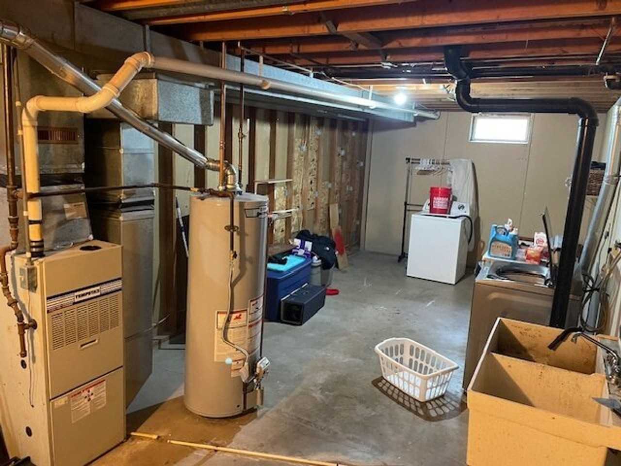 713 Sw 4th St - Photo 7 of 8