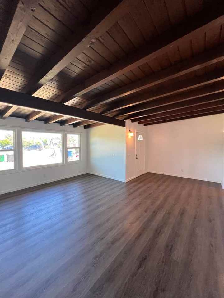 7695 Encinas Cir - Photo 5 of 17
