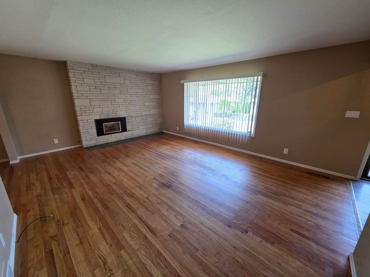 3718 E 15th Ave - Photo 2 of 26
