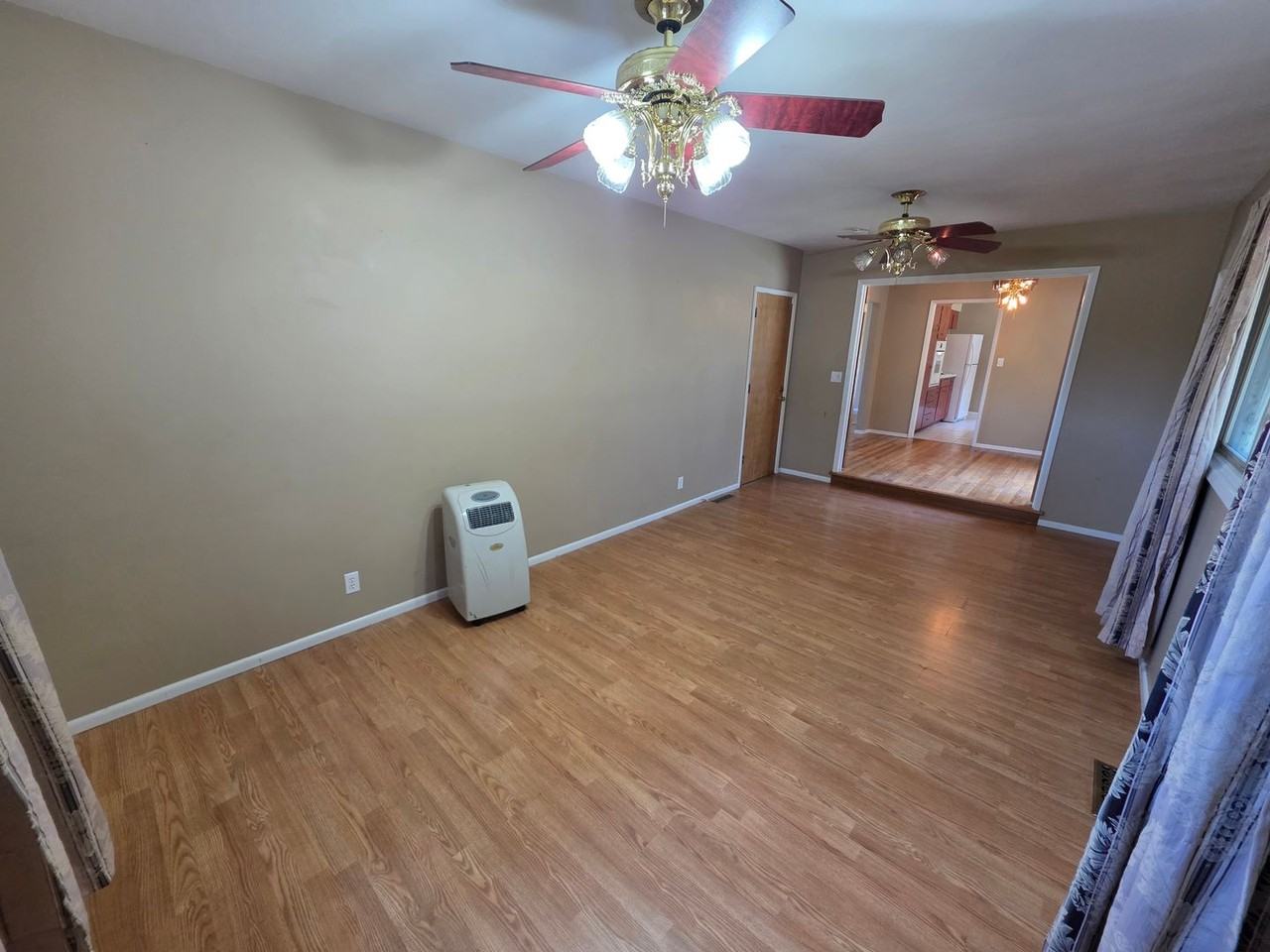 3718 E 15th Ave - Photo 5 of 26