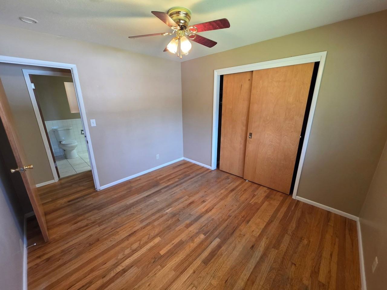 3718 E 15th Ave - Photo 6 of 26