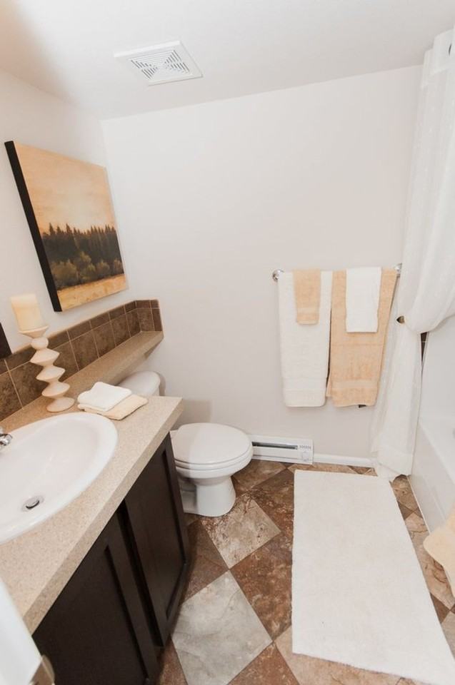 445 E Jennie Ave - Photo 6 of 12