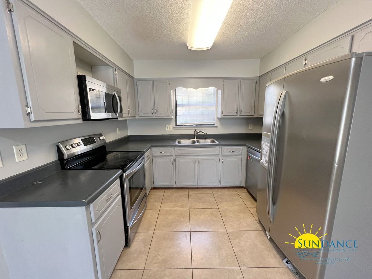 253 Grand Prix Dr - Photo 5 of 25