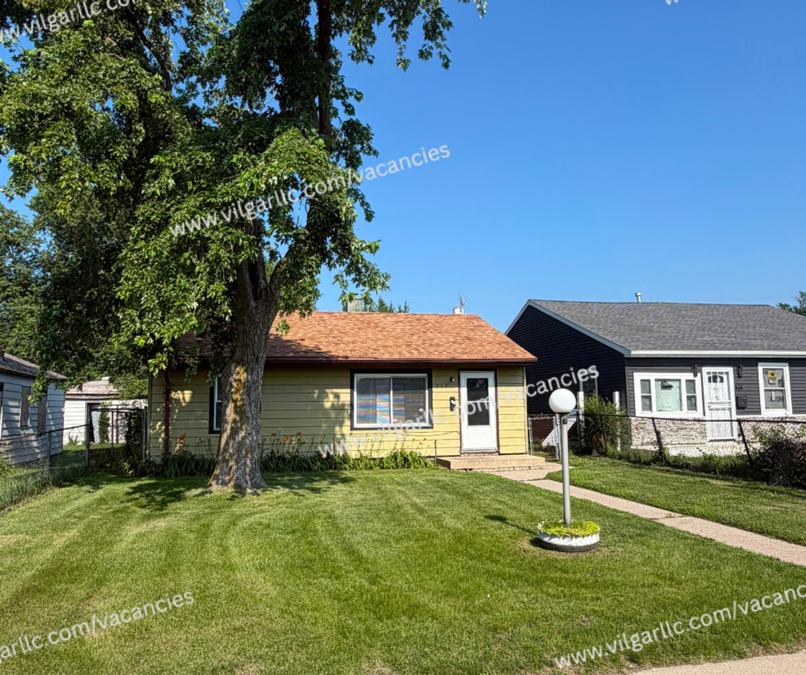 727 Mount St - Photo 2 of 22