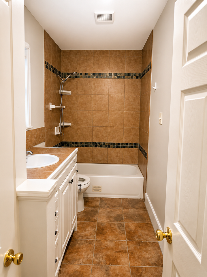 640 Woodbury Rd - Photo 6 of 8