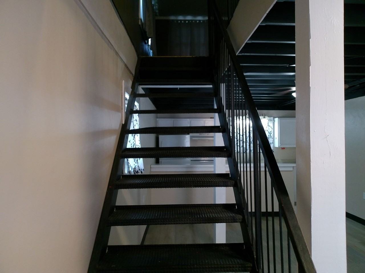 2706 Pine Ave - Photo 6 of 12